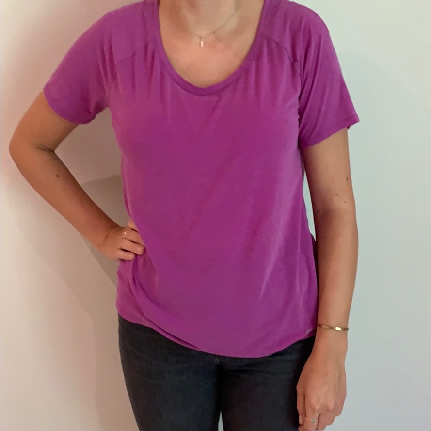 Gap Workout Tee